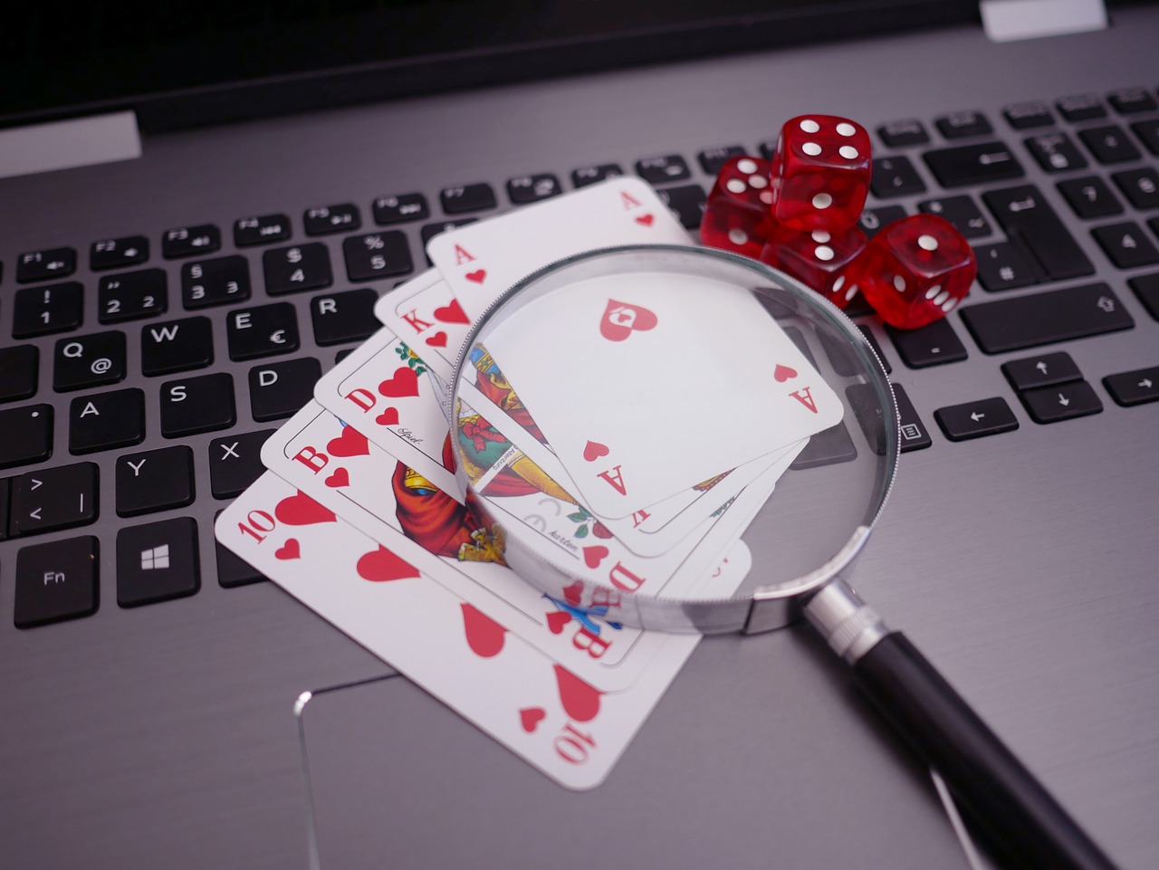 Astuces pour devenir un joueur gagnant au poker en ligne